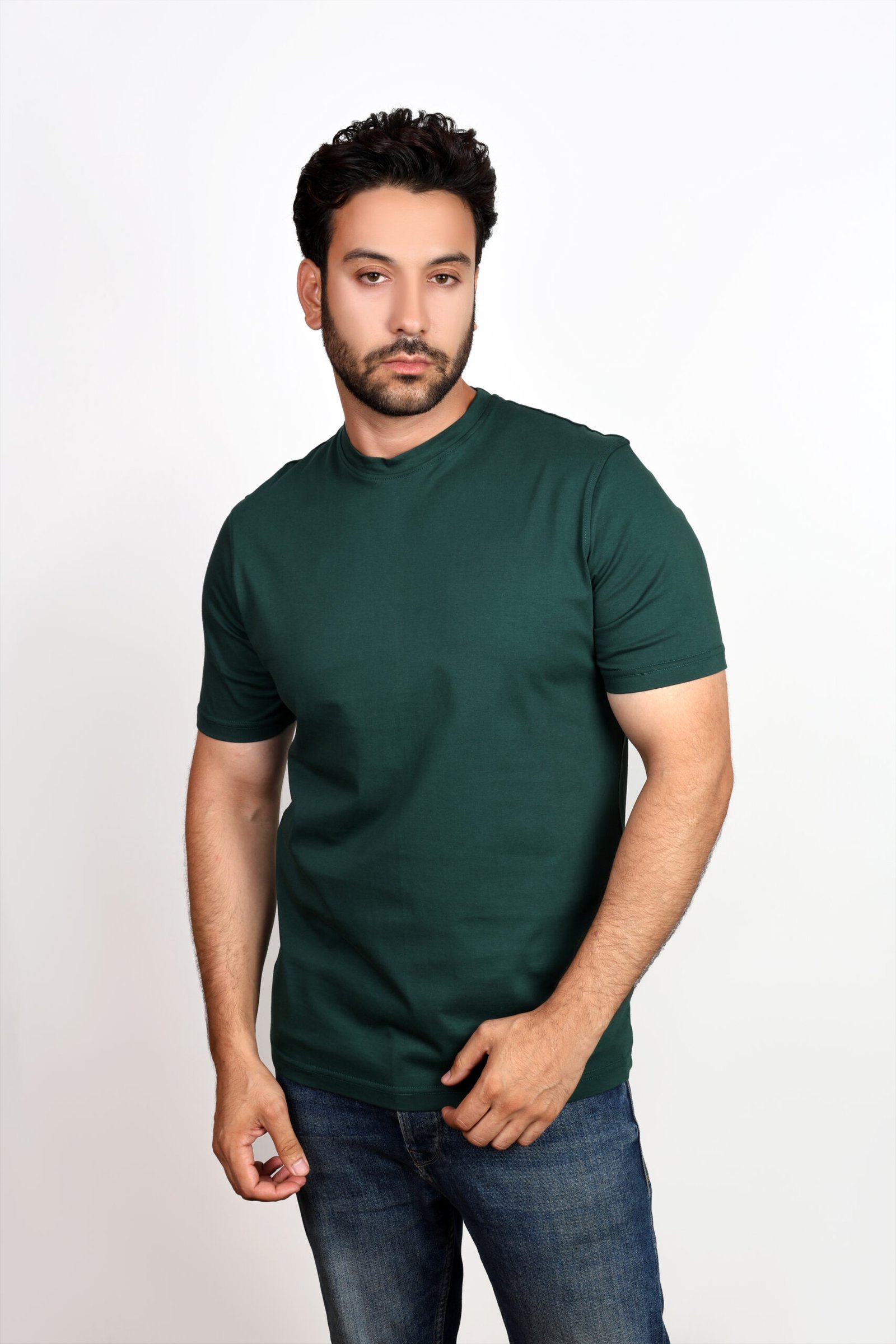 Modern round neck T-Shirt